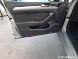  Volkswagen  Passat VOLKSWAGEN  / 2014 / 5P / STATION WAGON VARIANT 2.0 TDI 110KW BUSINESS BMT #77