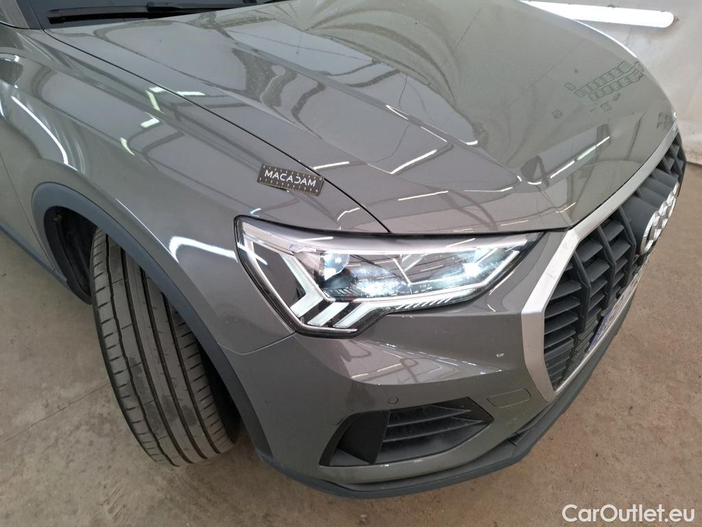  Audi  Q3 AUDI  / 2018 / 5P / SUV 45 TFSI E 245 S TRONIC BUSINESS LINE #42