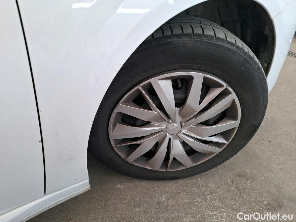  Peugeot  208  Premium 1.5 HDi 100CV BVM6 E6d #21