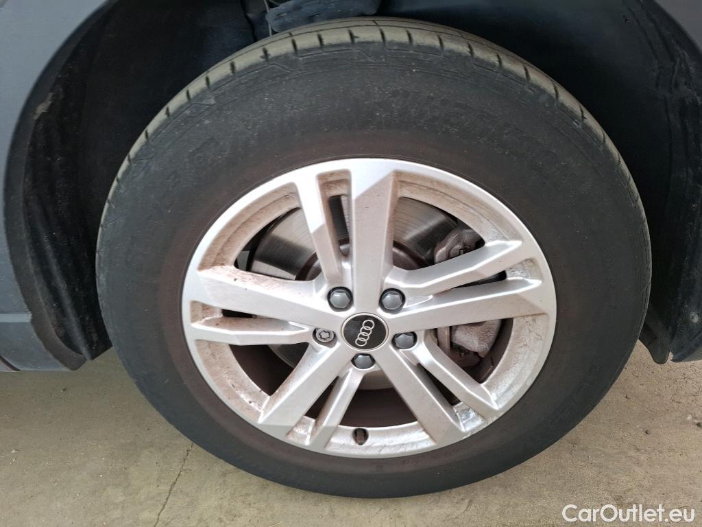  Audi  Q3 AUDI  / 2018 / 5P / SUV 45 TFSI E 245 S TRONIC BUSINESS LINE #59