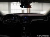  Volvo  XC60 VOLVO  / 2021 / 5P / SUV B4 D AWD AUTOMATICO INSCRIPTION #3