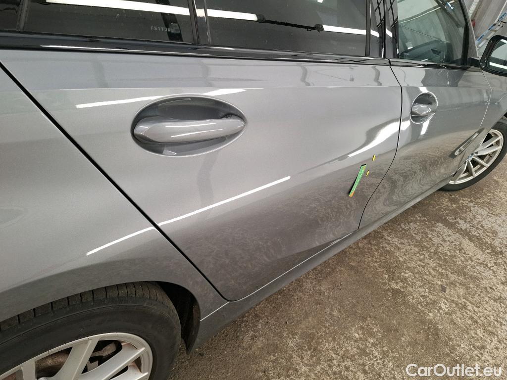  Bmw  Serie 3 BMW Série 3 Touring / 2022 / 5P / Break 320e 204ch BVA8 Hybride #6