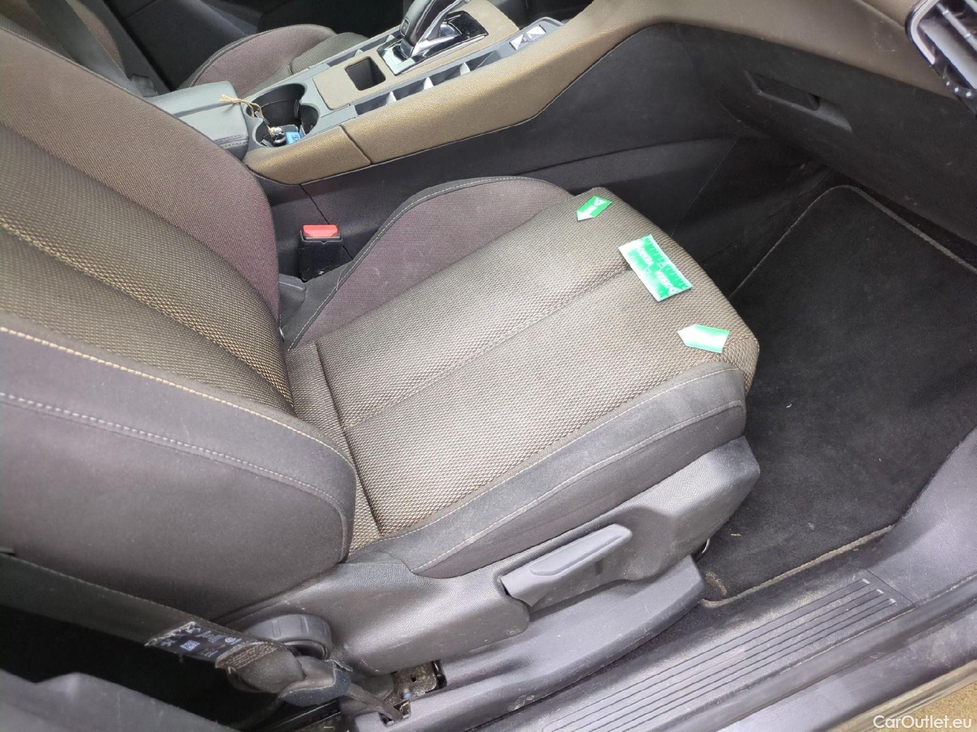  DS  DS7 7 Crossback Business 1.2 PureTech 130CV BVA8 E6d #3