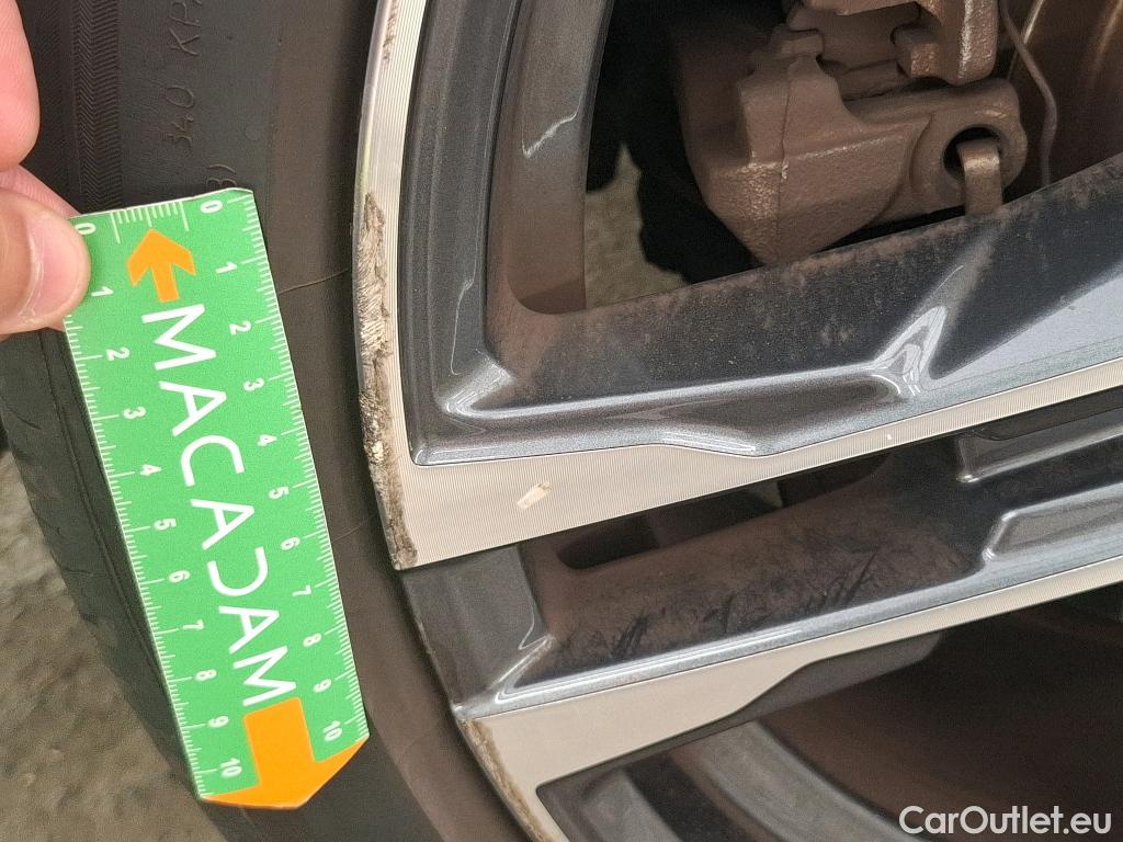  Bmw  Serie 1 Série 1 Berline 120 i Edition M Sport Pro 2.0 180CV BVA7 E6d #23