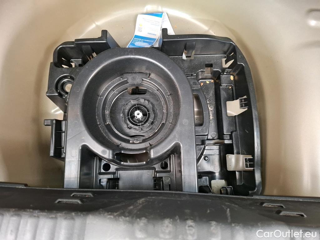  Citroen  C3  Plus 1.2 PureTech 80CV BVM5 6E #4
