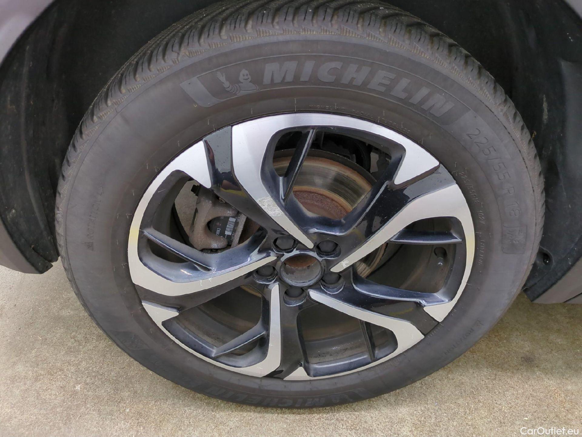  DS  DS7 7 Crossback Business 1.2 PureTech 130CV BVA8 E6d #34
