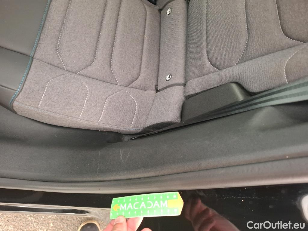  Citroen  C4 CITROEN  X / 2022 / 4P / Berline PureTech 130 S&S EAT8 Feel Pack #22