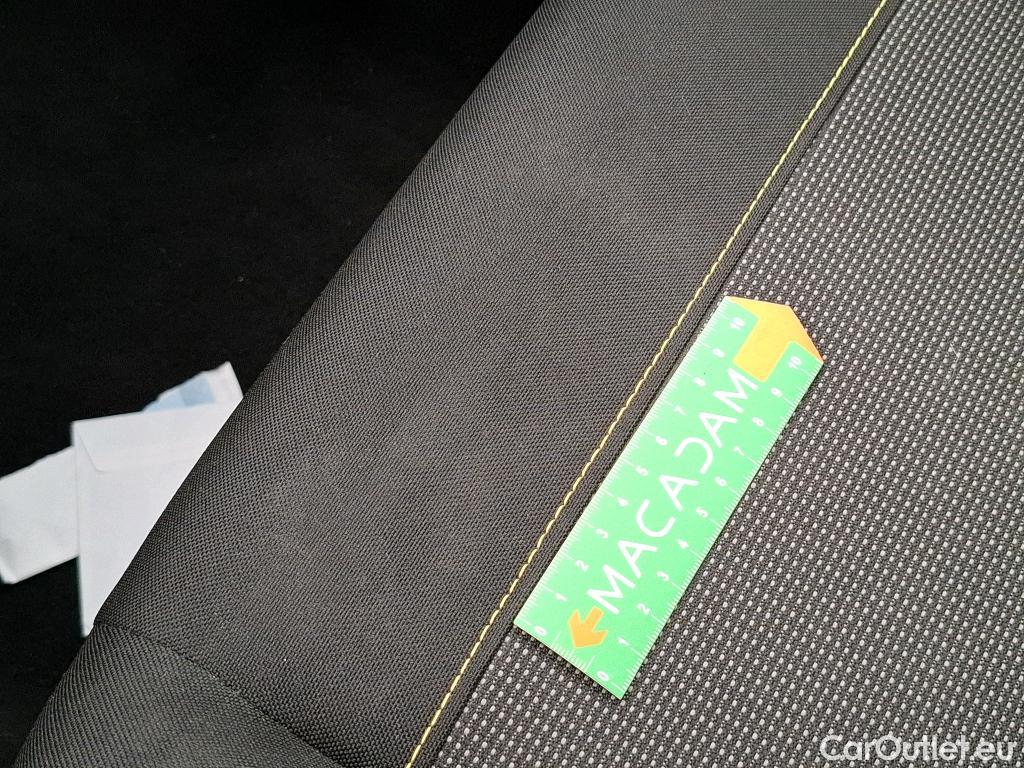  Citroen  C3  Plus 1.2 PureTech 80CV BVM5 6E #10