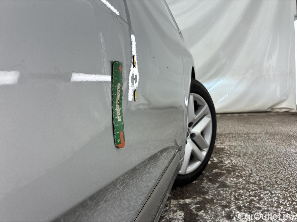  Renault  Clio  V Business 1.6 E-TECH Hybrid 140CV BVA6 E6d #17