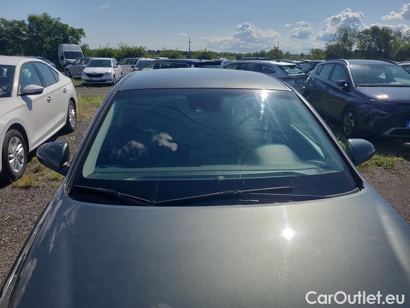  Hyundai  i30  Fastback (2018 ->)  FB 1.5TGDI 118 Smart AT #1
