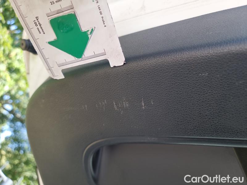  Hyundai  i30   cw (PD)(2017->)  kom.1.5T-GDI Smart 5d #4