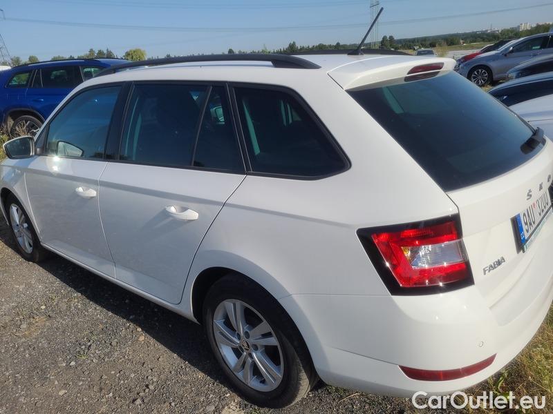  Skoda  Fabia  Combi (2015) Com.1.0TSI 70 Ambition 5d #10