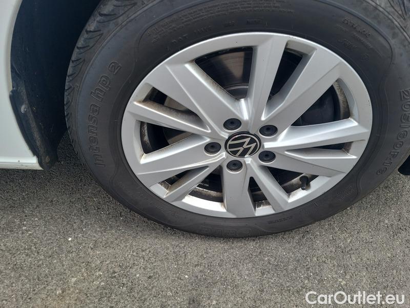  Volkswagen  Touran  (5T1)(2015)  2.0 TDI Maraton Edit AT #12