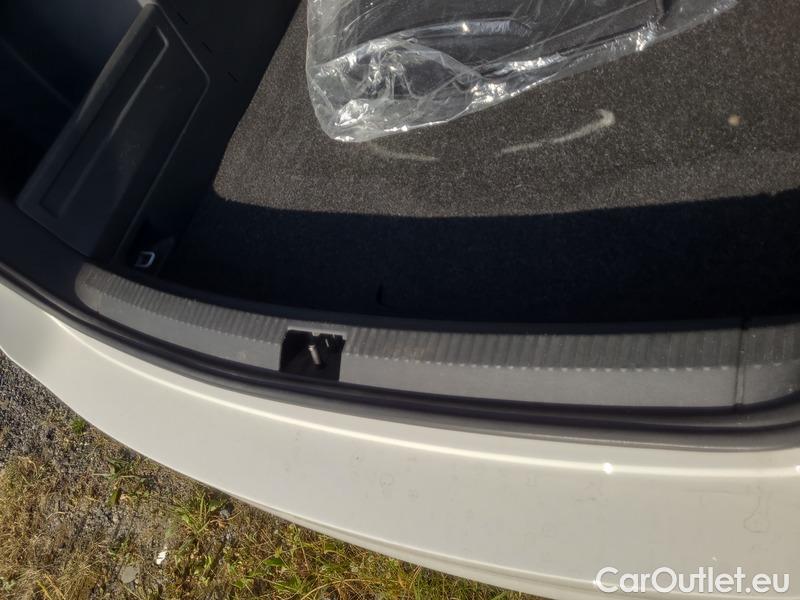 Skoda  Fabia  Combi (2015) Com.1.0TSI 70 Ambition 5d #11