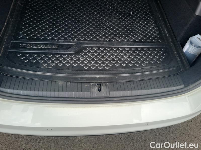  Volkswagen  Touran  (5T1)(2015)  2.0 TDI Maraton Edit AT #9