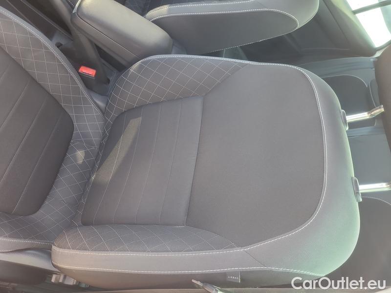  Skoda  Fabia  Combi (2015) Com.1.0TSI 70 Ambition 5d #8