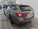  Bmw  Serie 5 BMW 5 Serie Touring 530e M Sport 5d + Pano, BMW M 50 Jahre uitvoering, Head-Up, Harman & Kardon, M Sportpakket Pro #31