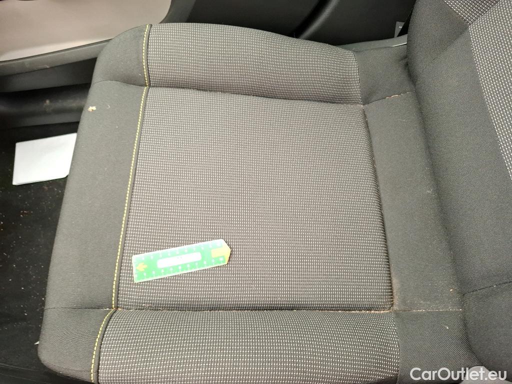  Citroen  C3  Max 1.2 PureTech 80CV BVM5 6E #7