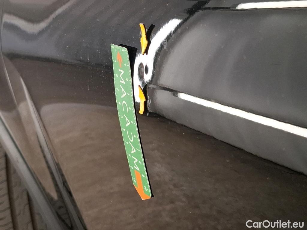  Citroen  C4  X Shine 1.2 PureTech 130CV BVA8 6E #2