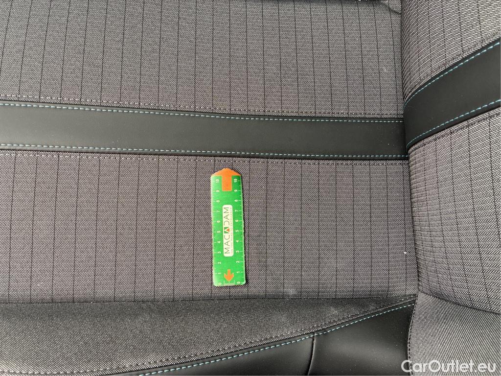  Peugeot  208  Allure Pack 1.2 PureTech 100CV BVM6 E6d #27