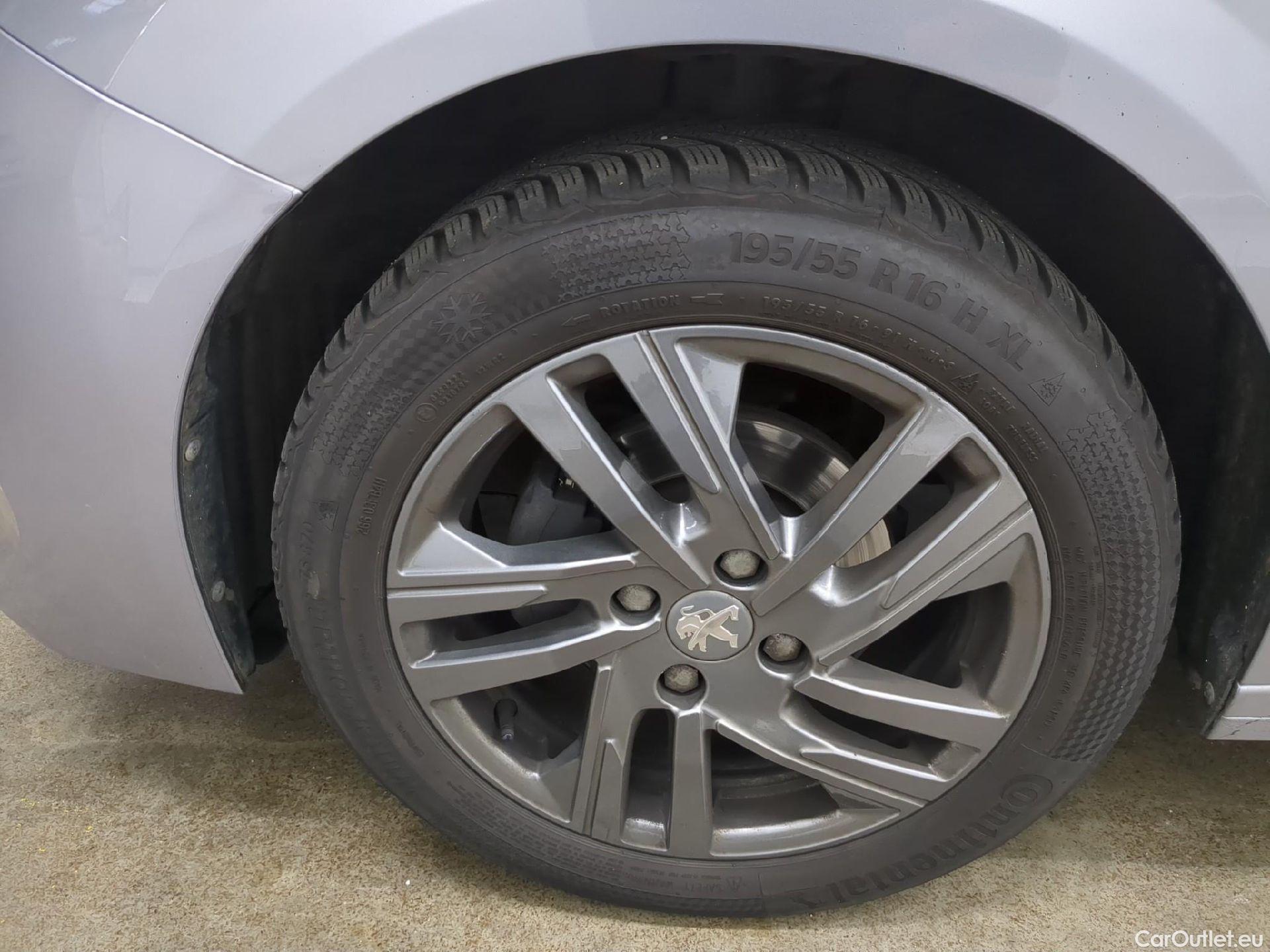  Peugeot  208  Active Business 1.2 PureTech 75CV BVM5 E6d #1