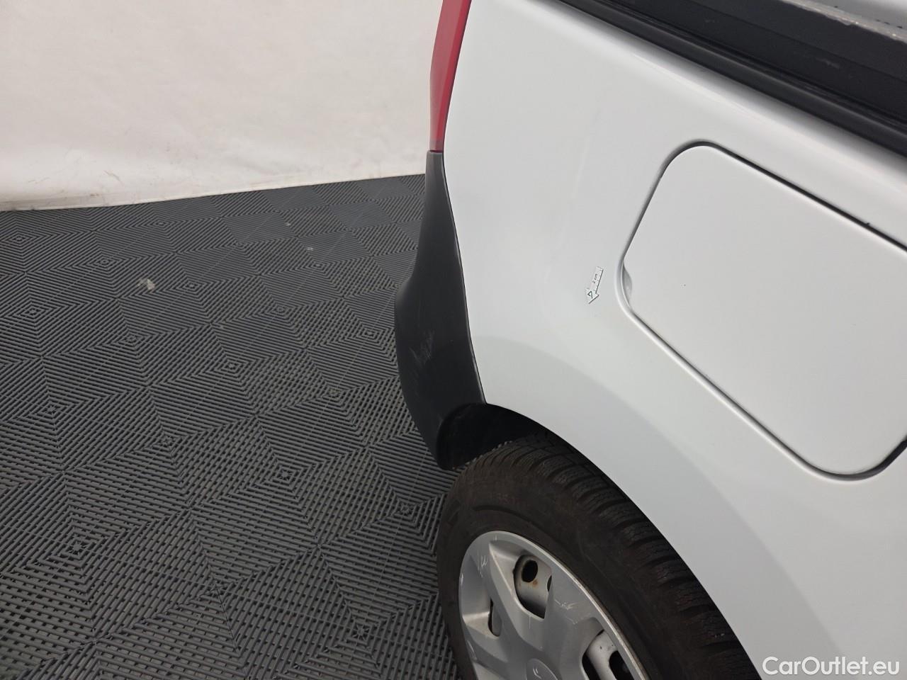  Dacia  Dokker 1.5 dCi 75 Ambiance Van #36