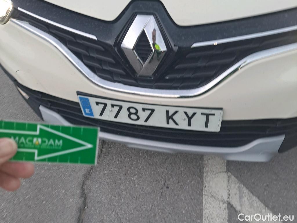  Renault  Captur RENAULT  / 2017 / 5P / crossover Zen TCe 66kW (90CV) -18 (CX) #13