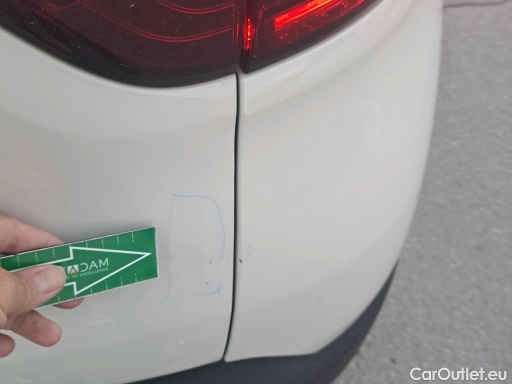  Renault  Captur RENAULT  / 2017 / 5P / crossover Zen TCe 66kW (90CV) -18 (CX) #4