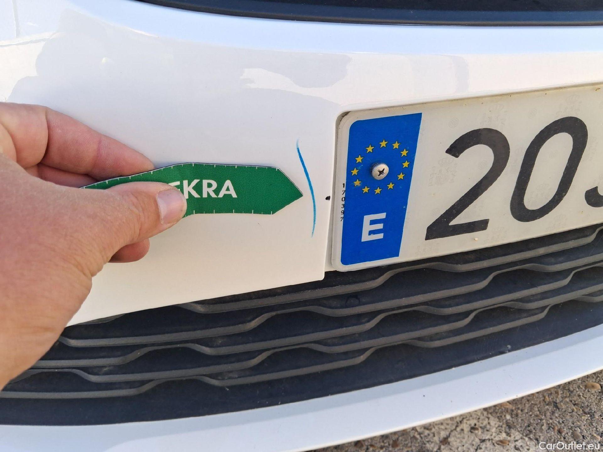  Opel  Corsa OPEL  / 2019 / 5P / berlina con portón 1.2T XHL 74kW (100CV) Edition (AC) #14