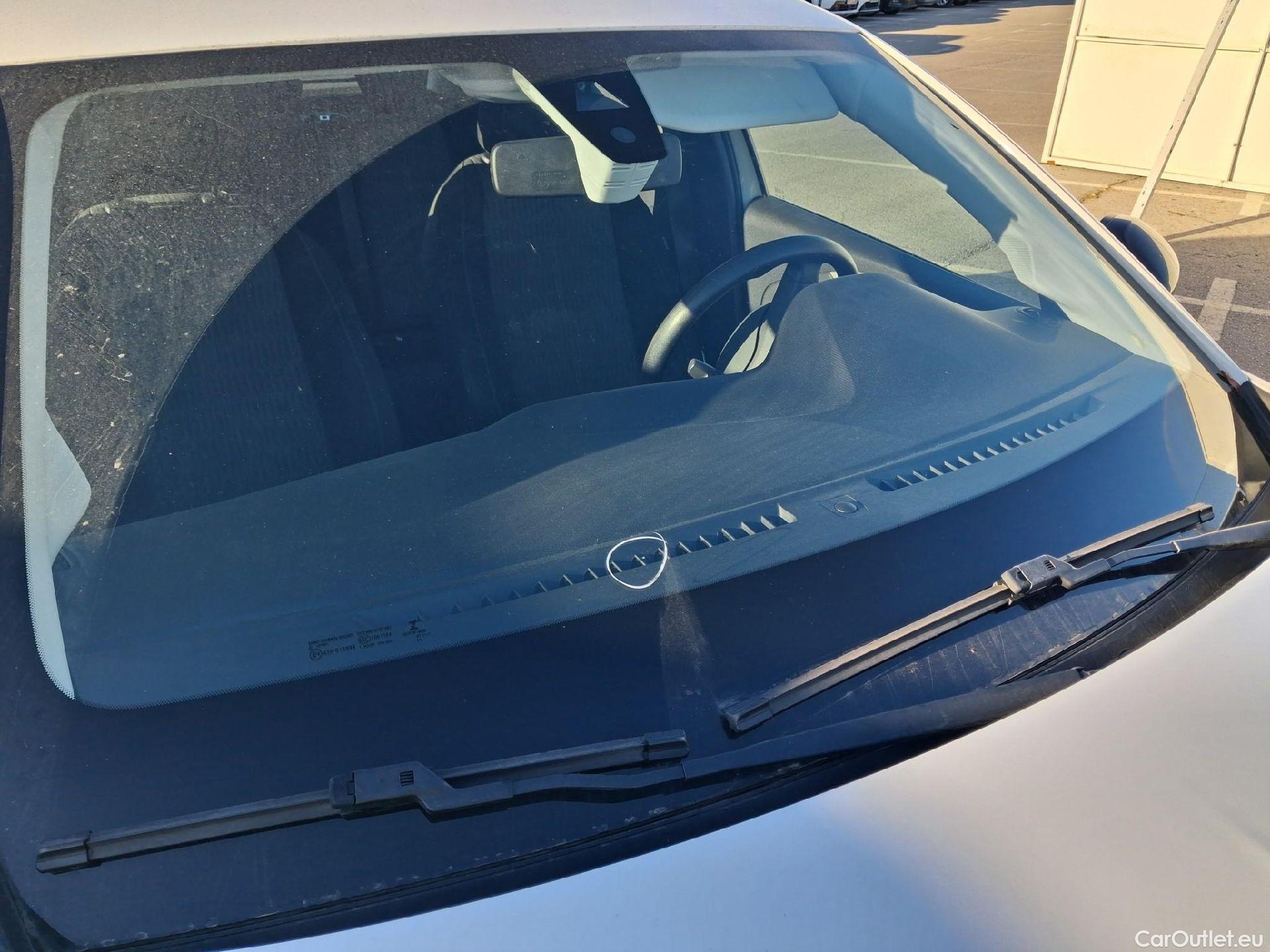  Opel  Corsa OPEL  / 2019 / 5P / berlina con portón 1.2T XHL 74kW (100CV) Edition (AC) #29
