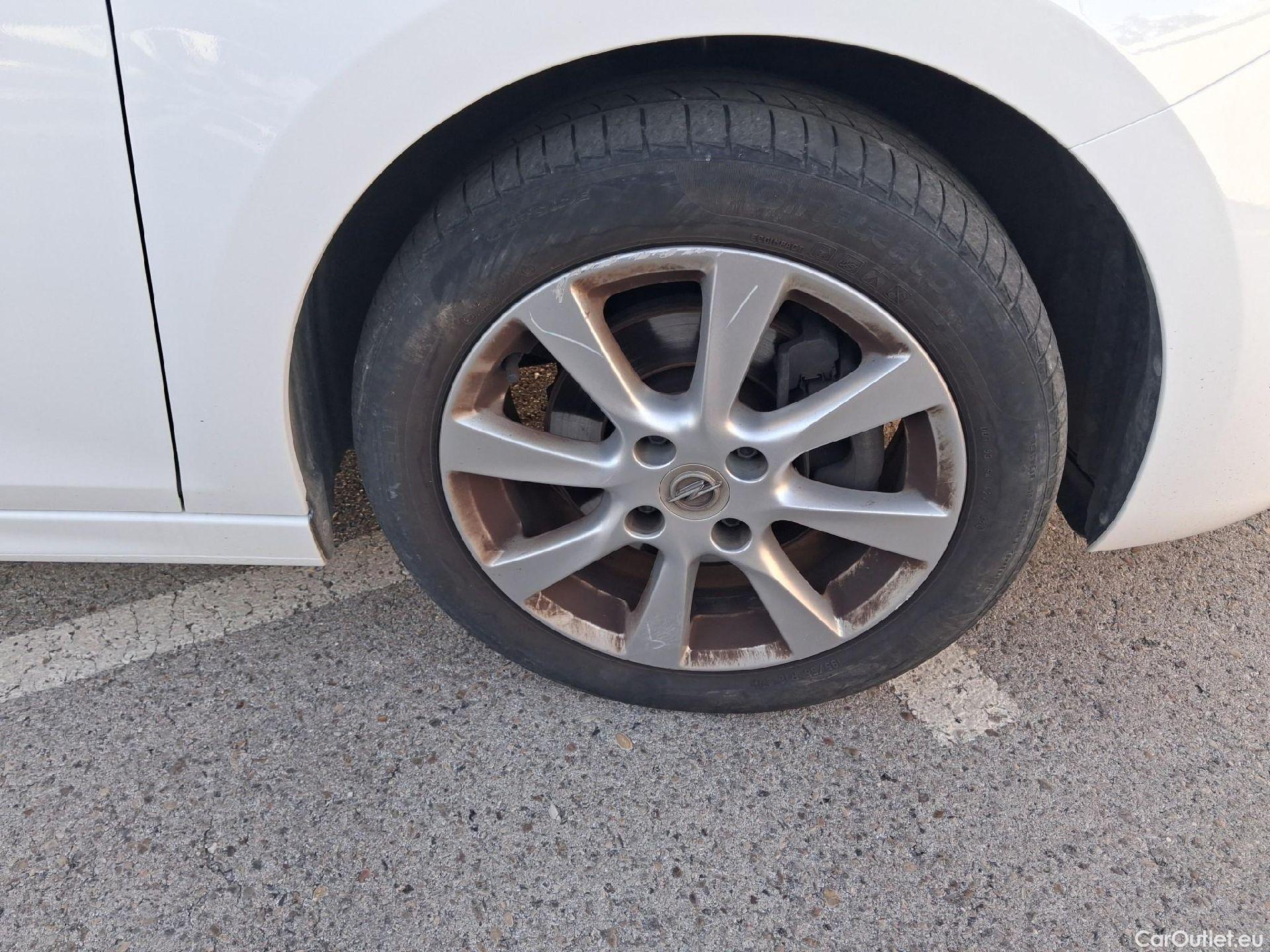  Opel  Corsa OPEL  / 2019 / 5P / berlina con portón 1.2T XHL 74kW (100CV) Edition (AC) #47