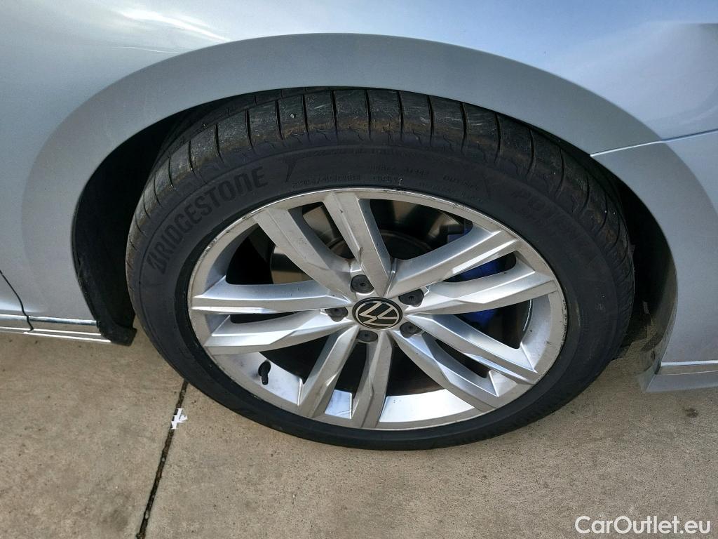  Volkswagen  Passat VOLKSWAGEN  / 2019 / 5P / familiar Variant GTE 1.4 TSI e-Power 115kW + 85kW #9