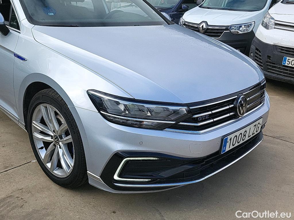  Volkswagen  Passat VOLKSWAGEN  / 2019 / 5P / familiar Variant GTE 1.4 TSI e-Power 115kW + 85kW #15
