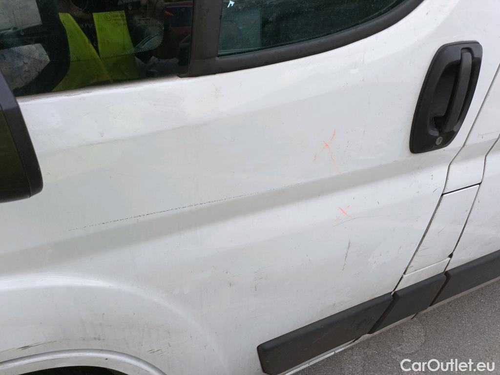  Opel  Movano OPEL  / 2021 / 4P / furgón Furgón Base L1H1 3.5T 2.2 BlueHDi 88kW #18