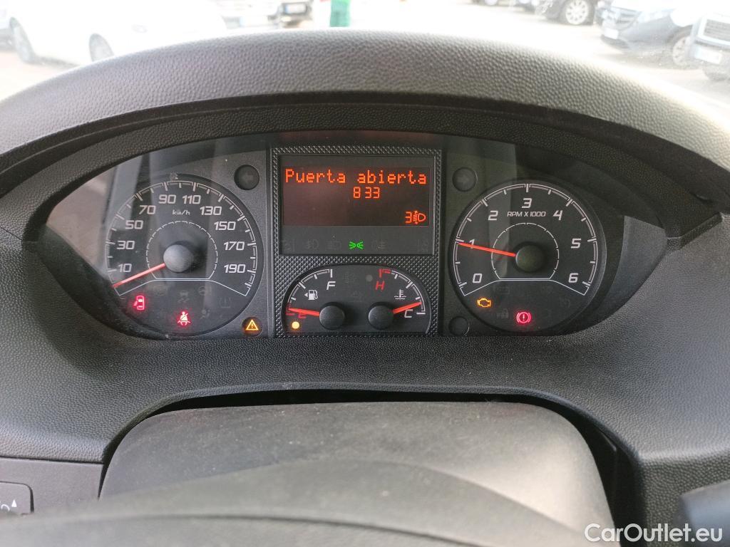  Opel  Movano OPEL  / 2021 / 4P / furgón Furgón Base L1H1 3.5T 2.2 BlueHDi 88kW #48