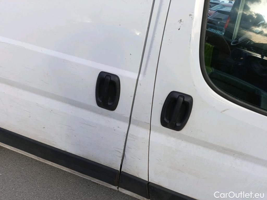  Opel  Movano OPEL  / 2021 / 4P / furgón Furgón Base L1H1 3.5T 2.2 BlueHDi 88kW #38
