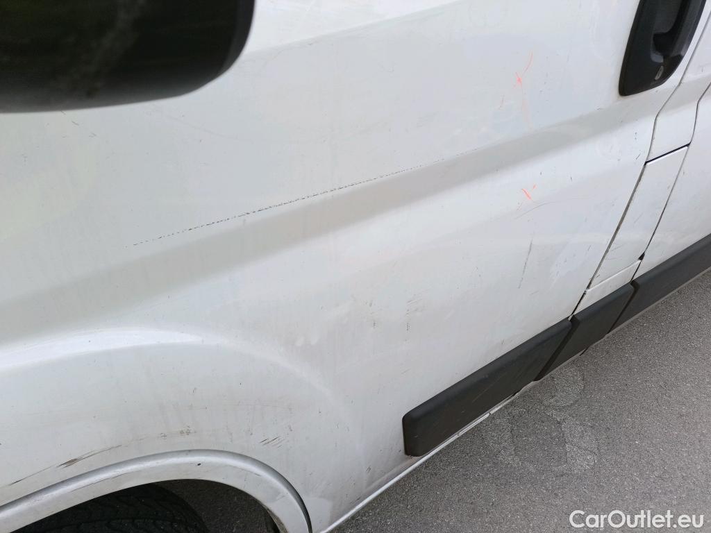  Opel  Movano OPEL  / 2021 / 4P / furgón Furgón Base L1H1 3.5T 2.2 BlueHDi 88kW #19
