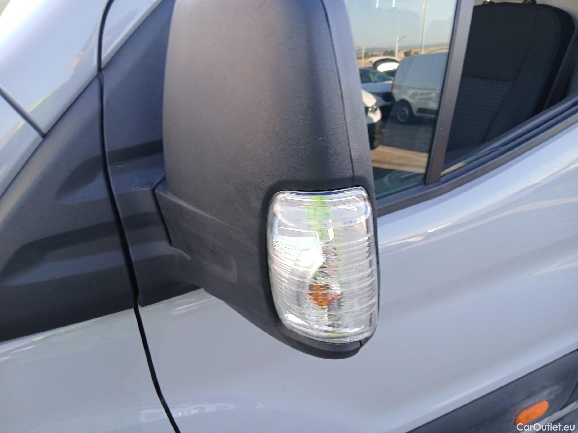  Ford  Transit FORD  / 2013 / 4P / furgón 350 96kW L4H3 Van Trend RWD MHEV #11