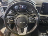  KIA  Cee'd KIA  1.5 T-GDI 160KM 6MT M 5d #30