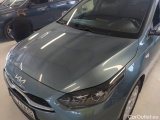  KIA  Cee'd KIA  1.5 T-GDI 160KM 6MT M 5d #53