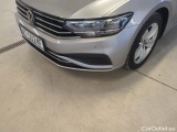 Volkswagen  Passat Volkswagen  2.0 TDI SCR 200 KM DSG Business 4d #27