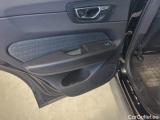 Volvo  XC60 Volvo  B5 AWD Mild Hyb Benzyn Momentum Pro Auto 5d #25