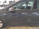  Volkswagen  Golf  VOLKSWAGEN / 2019 / 5P / BERLINA 2.0 TDI SCR 85KW LIFE DSG #69