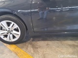  Volkswagen  Golf  VOLKSWAGEN / 2019 / 5P / BERLINA 2.0 TDI SCR 85KW LIFE DSG #73