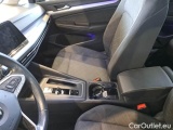  Volkswagen  Golf  VOLKSWAGEN / 2019 / 5P / BERLINA 2.0 TDI SCR 85KW LIFE DSG #95