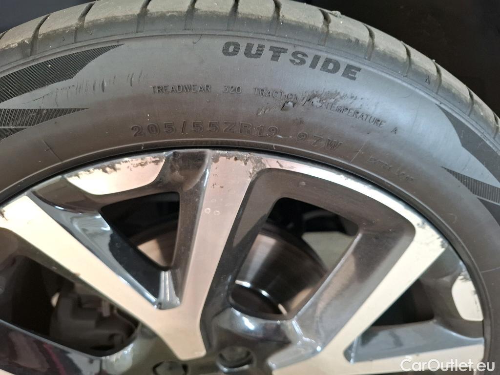  Citroen  C5 Aircross  Shine 1.6 PureTech 180CV BVA8 E6dT #25