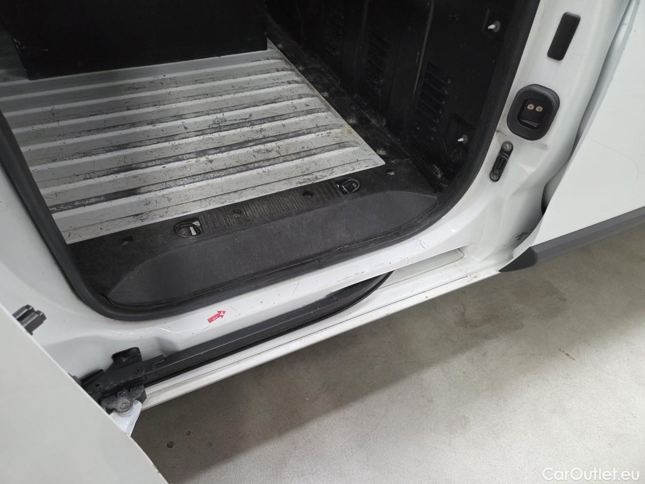  Dacia  Dokker 1.5 dCi 75 Ambiance Van 75HP #34