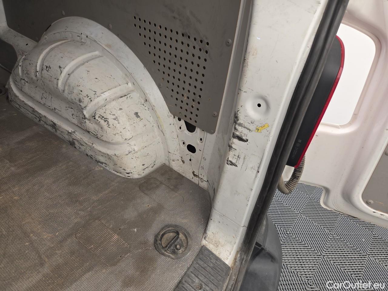  Volkswagen  Transporter 2.0 TDI 102CP LR #45