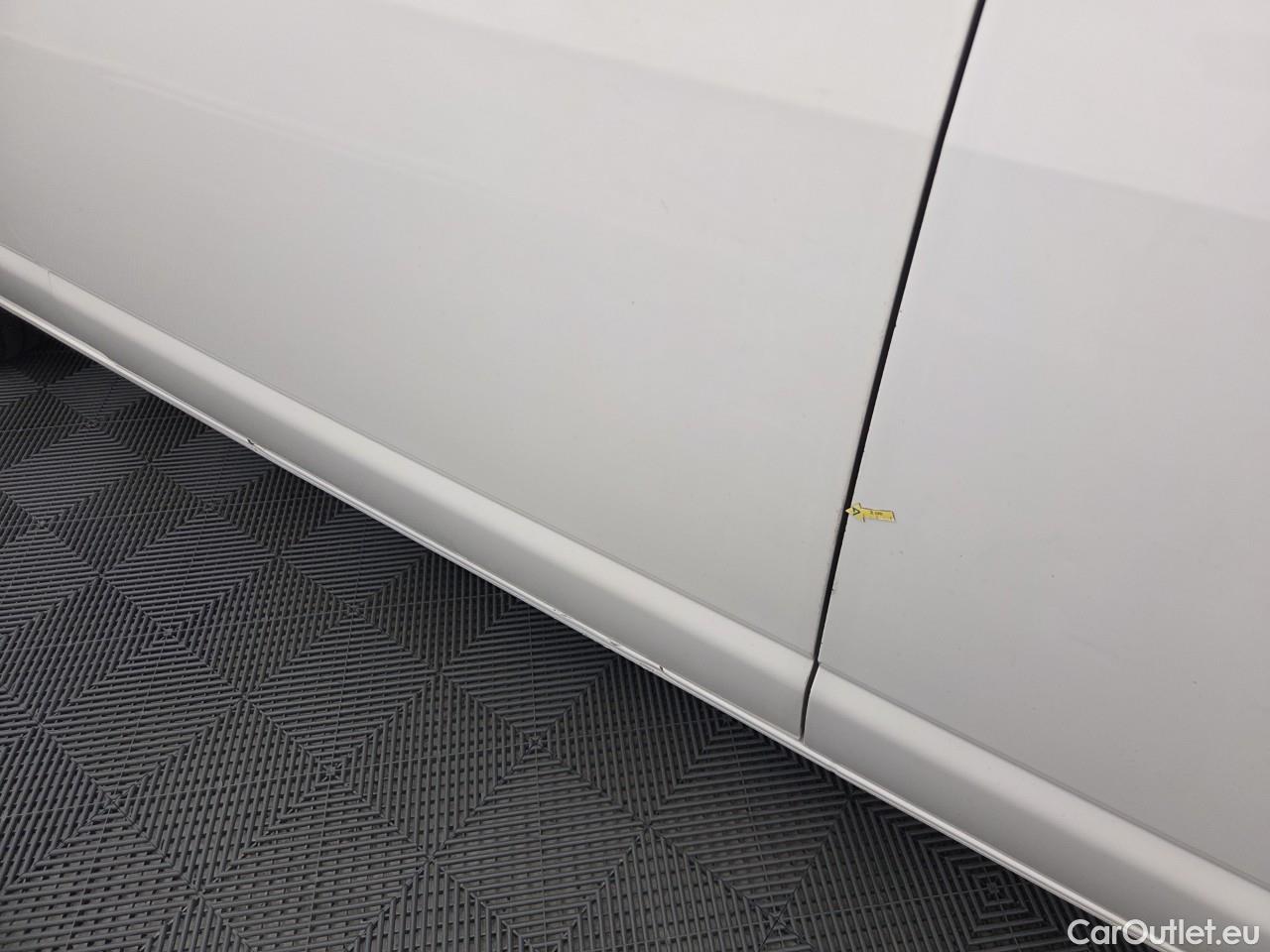  Volkswagen  Transporter 2.0 TDI 102CP LR #11