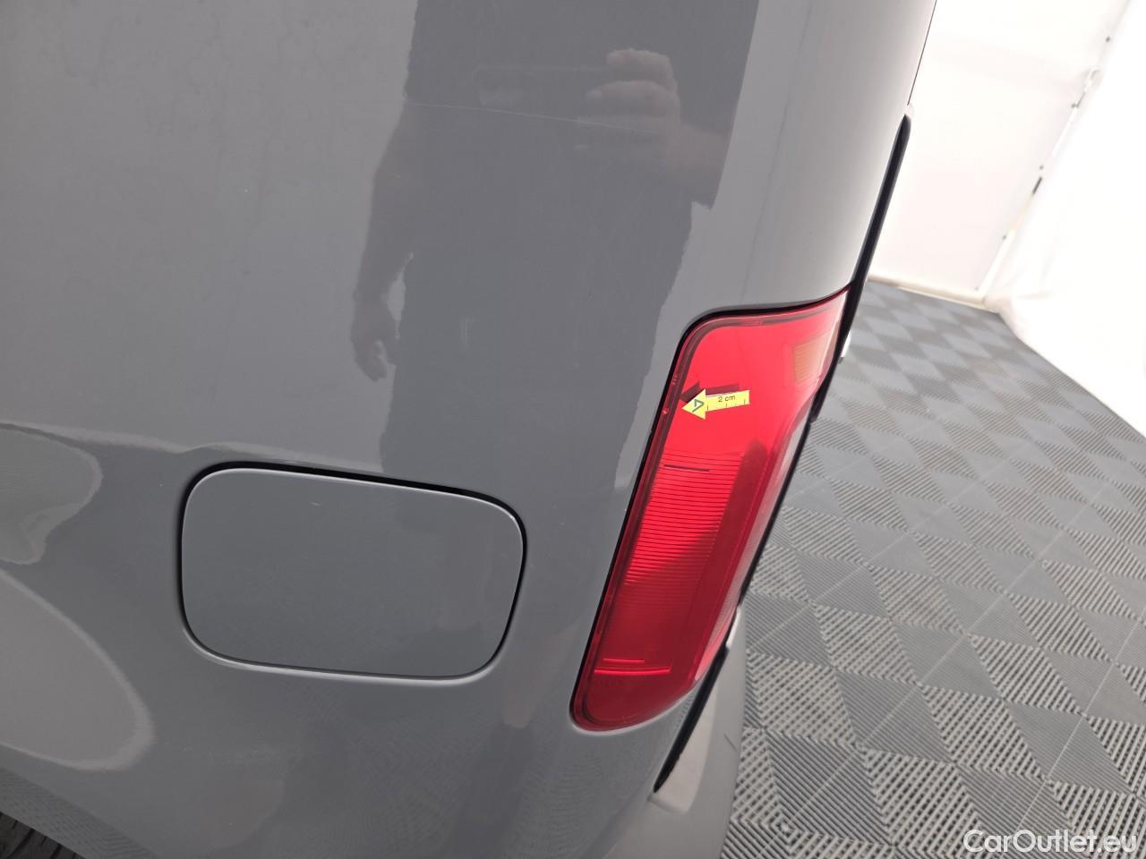  Volkswagen  Caddy 2.0 TDI 102CP Maxi #50